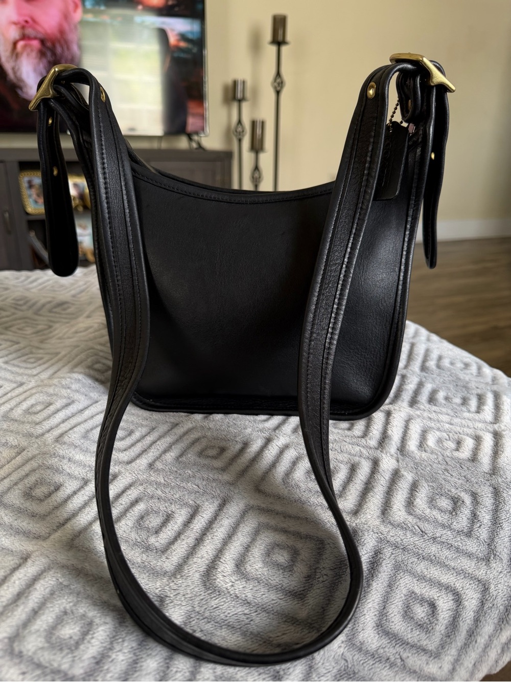Vintage Coach 9950 Janice Legacy Shoulder Bag Black glove tan Leather circa 2002